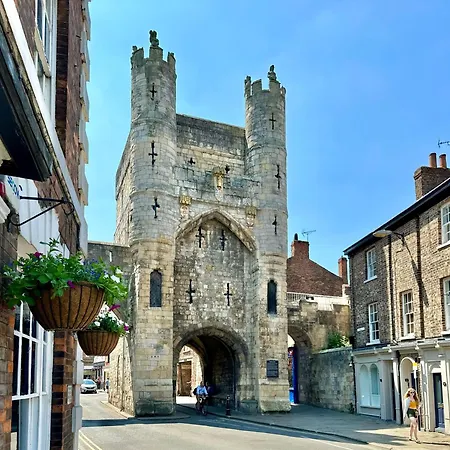 Minster Peek With Free Parking Appartement York
